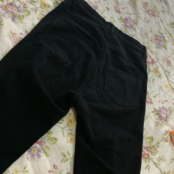 H&M - black tight high rise ripped jeans - Picture 2 of 4